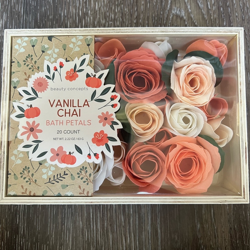 Vanilla chai bath petals - 20 count, by beauty concepts